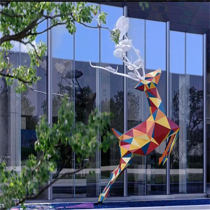 景区不锈钢雕塑13